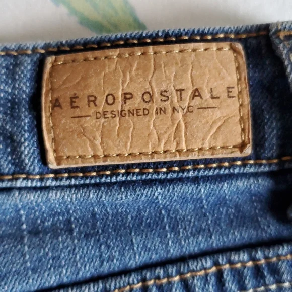 High Waisted Denim Cut-Off Shorts Aeropostale Distressed with Lace Size 4 - Picture 8 of 9